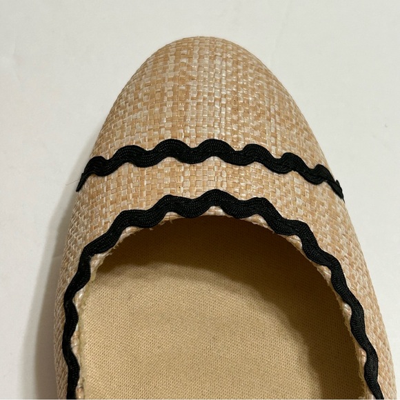 Anne Klein Women’s Lux woven Scalloped flat shoes size 8 Beige/Black - Picture 4 of 8